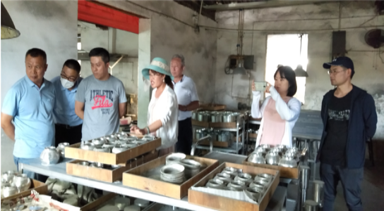 28 我院技术转移中心、文献中心到红河州蒙自市、个旧市开展科技志愿服务g1154.png